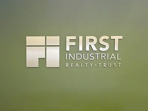 Fence wraps, banners, site signs